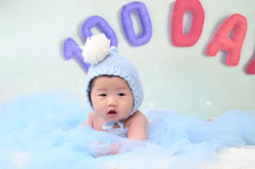 北海6个月宝宝睡觉摇头